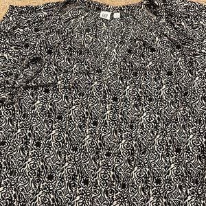 Gap woman shirt